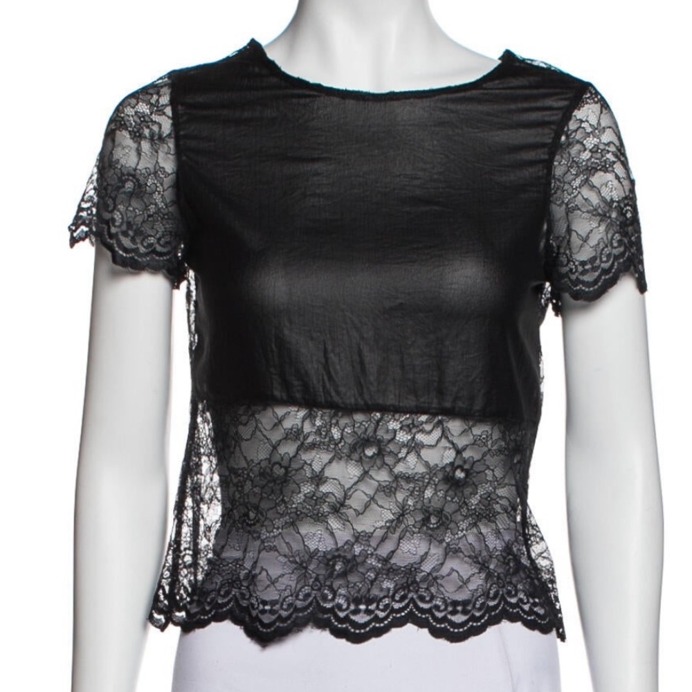 Gryphon Crew Neck Short Sleeve Crop Top